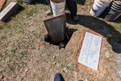 You can see the pot in the right side of the hole.