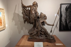 "War and Peace", sculpture of two brothers
