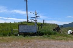 Ovando Humor - Be sure to read the sign!